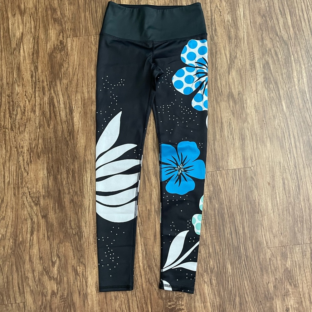 Noli leggings size small floral design